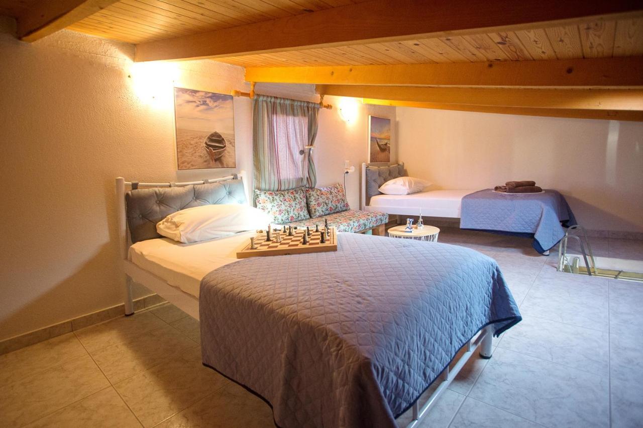 Holiday House Ioanna 2 - Loft Néa Péramos 外观 照片