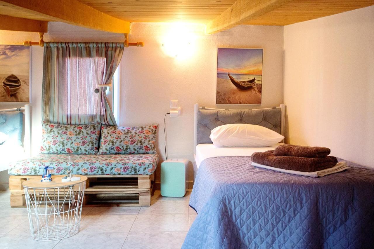 Holiday House Ioanna 2 - Loft Néa Péramos 外观 照片