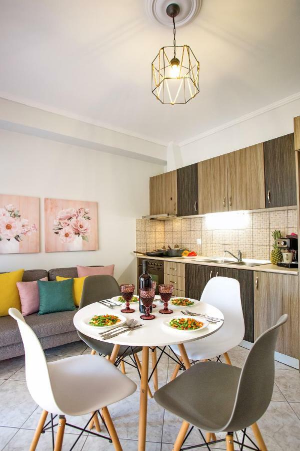 Holiday House Ioanna 2 - Loft Néa Péramos 外观 照片